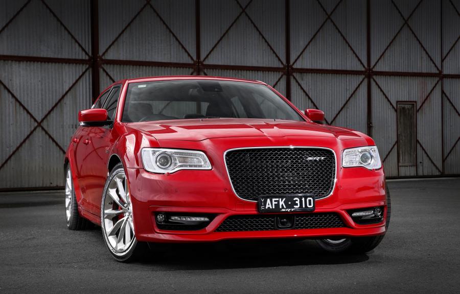  Chrysler 300 SRT (LX2) 2015 года  (AU) (фото 18 из 31)